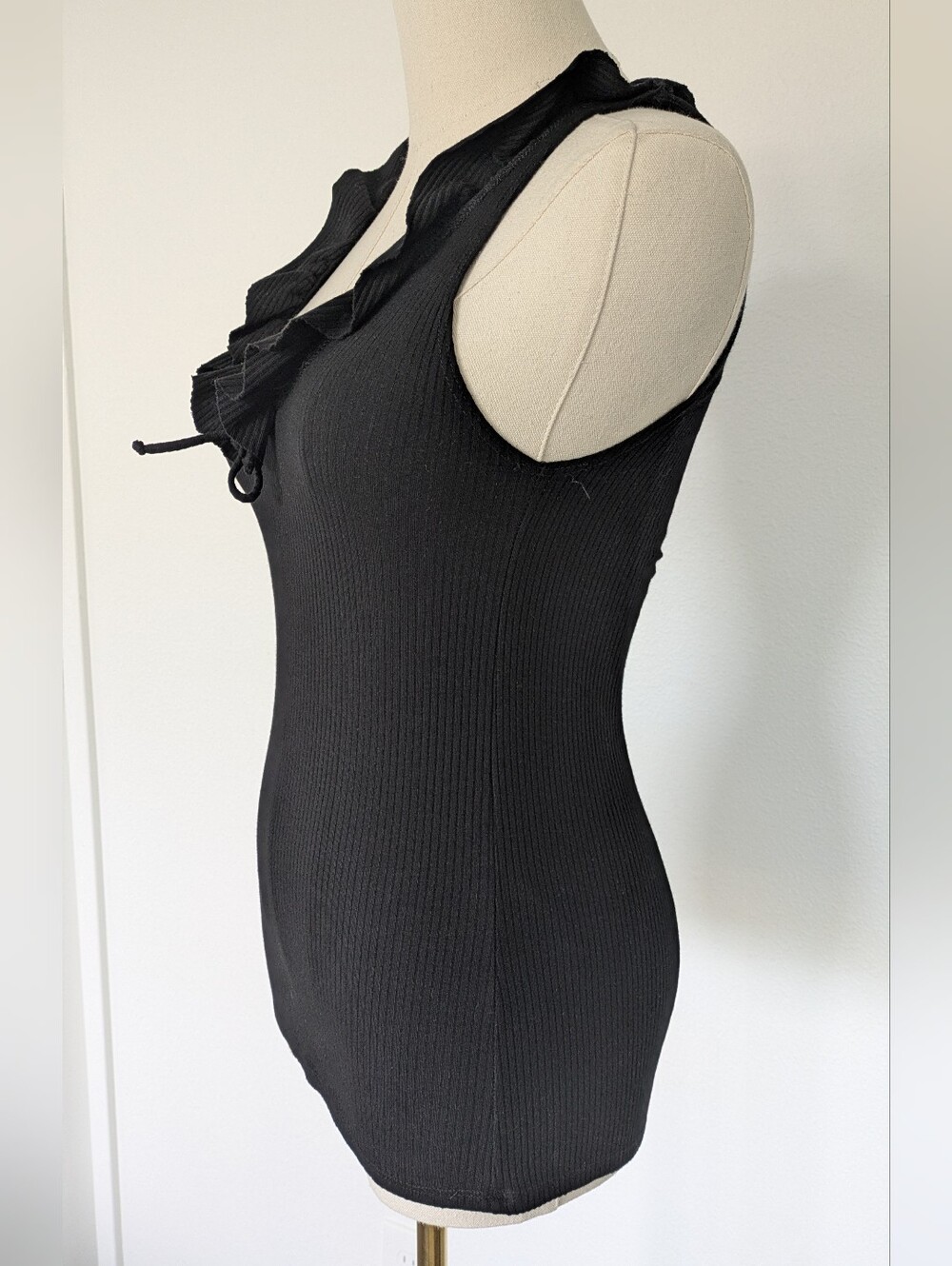 Reformation Ribbed Ruffle Tank - Picture 3 of 6